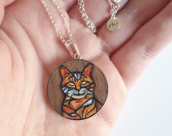 Hand-Painted ginger cat pendant, orange cat necklace, wooden pendant, unique cat gift