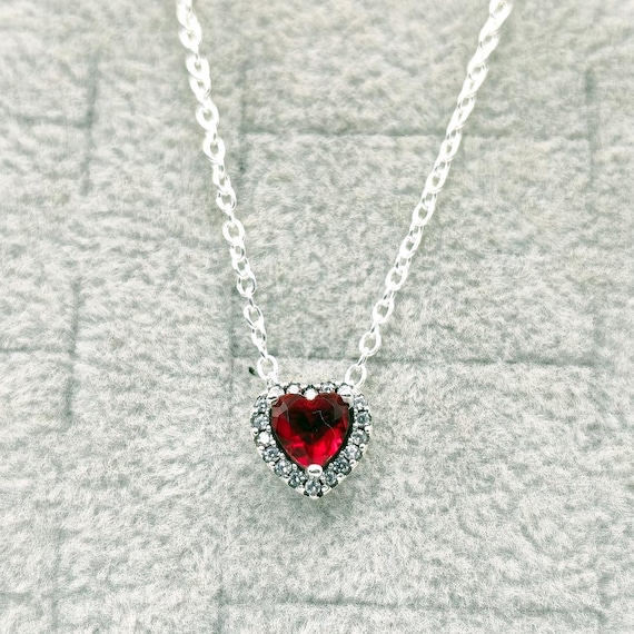 Pandora Sparkling Red Heart Halo Pendant Necklace -45cm Silver Ale