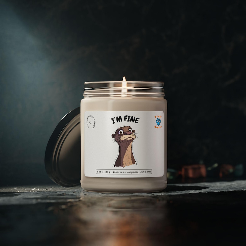 FluffSmile I'm Fine Otter Candle