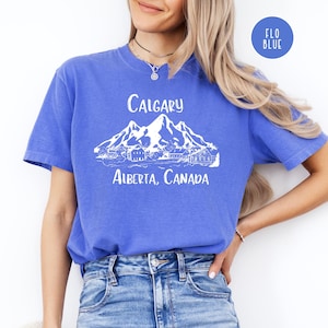 Calgary Alberta Canada Comfort Colors® T-Shirt, Calgary Urlaub Geschenk Tee, Kanada Reise Shirt, Calgary Ski Reise Geschenk, Calgary TShirt Geschenk Flo Blue