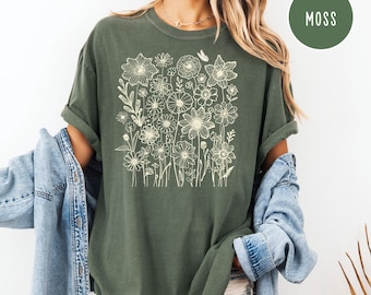 ボヘミアンコテージコアワイルドフラワーコンフォートカラーボタニカルフローラルTシャツワイルドフラワーシャツガーデナーへのギフトフローラルシャツ、ヴィンテージ押し花