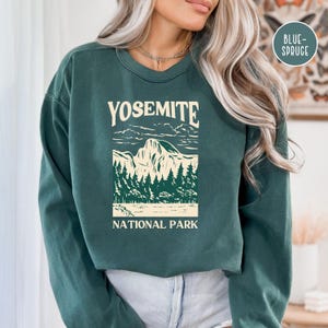 Yosemite National Park Half Dome Comfort Colors® Sweatshirt, Yosemite California Vacation Sweater, Yosemite Hiking Shirt National Park Shirt
