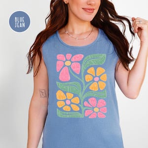 Subtiles fuck Trump Comfort Colors Tank Top Demokrat T-Shirt, Anti-Trumpf Tank Top, Sommer Protest Shirt, fuck Trump progessive freiheitliche Blume T-Shirt Blue Jean