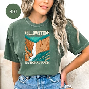 Yellowstone National Park Comfort Colors® T-Shirt, Yellowstone Vacation Gift, Yellowstone Hiking, Yellowstone Camping Shirt Yellowstone Gift