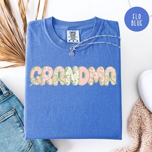 Soft Pastel Coquette Grandma Comfort Colors Tee Shirt, New Grandma Gift Shirt, Grandma-To-Be Gift Tee, Floral Grandma Gift, Grandma Shirt