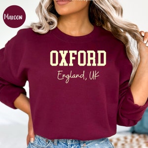 Oxford England Minimalist Style Sweater Gift, Oxford College Style Sweatshirt, Oxfordshire England Vacation Sweatshirt, England Travel Gift