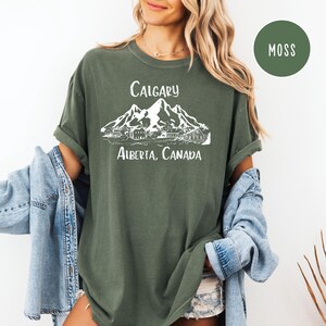 Calgary Alberta Canada Comfort Colors® T-Shirt, Calgary Urlaub Geschenk Tee, Kanada Reise Shirt, Calgary Ski Reise Geschenk, Calgary TShirt Geschenk Moss