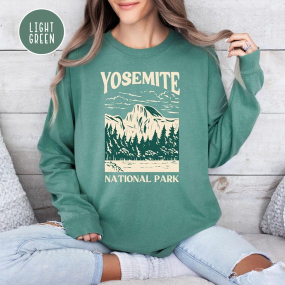 ヨセミテ国立公園 コンフォートカラーズ® 長袖Tシャツ、ヨセミテハーフ