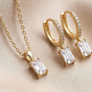Conjunto de aretes y collar de baguette transparente / Conjunto de joyas de oro con circonita cúbica / Regalo chapado en oro de 18 quilates para ella / Conjunto transparente