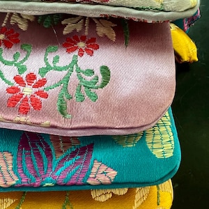 Brocade Drawstring Pouch 15cm x 10cm