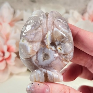 BEAUTIFUL Flower Agate Crystal Owl See No Evil - Cottagecore - Altar - Magic