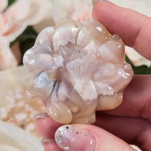 1 (ONE) GORGEOUS Ninetail Fox Flower Agate Crystal Carving