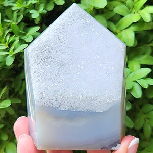 ICY BLUE SPARKLY Druzy Agate Tower