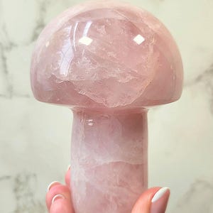 美しいピンクのローズクォーツクリスタルマッシュルームA - ハートチャクラストーン