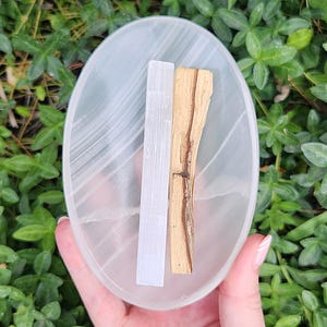 GORGEOUS White Onyx Oval Crystal Bowl - Serene Elegance for Your Space - UV Reactive Pink