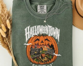 Halloweentown Pumpkin Shirt, Vintage Halloween Tee, Spooky Fall Graphic T-Shirt, Pumpkin Patch Shirt, Halloween Lover Gift