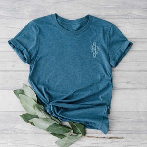 Cactus Shirt, Desert Shirt, Boho Shirt, Cactus Plants, Adventure Shirt, Arizona Shirt, Cactus Scene Shirt, Women Shirt, Boho Cactus Shirt afbeelding 4