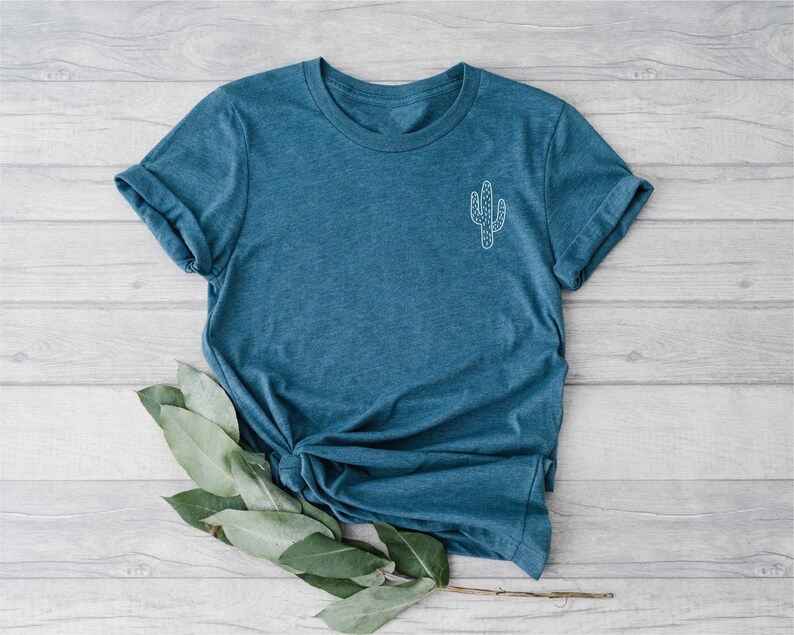Cactus Shirt, Desert Shirt, Boho Shirt, Cactus Plants, Adventure Shirt, Arizona Shirt, Cactus Scene Shirt, Women Shirt, Boho Cactus Shirt afbeelding 4