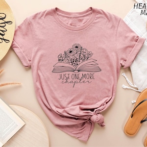 Just One More Chapter Shirt, Book Lover Shirt, Funny Reading Shirt, Librarian Sweatshirt, Reading Sweater, Book Club Shirts, Bookworm Gifts