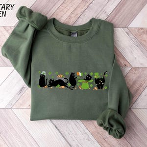 Lucky Cats Sweatshirt, St Patricks Day Shirt, Cat Lover Shirt, Lucky Irish Sweatshirt, Cat Shamrocks T-Shirt, St Patty&#39;s Day Black Cat Shirt