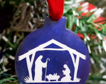 Kundenspezifische Weihnachtskrippe Weihnachtsverzierung - Handgefertigtes Feiertagsdekor