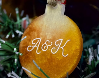 Personalisierte Weihnachtsschmuck des Paares