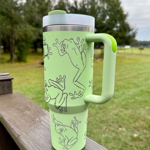 Frog 40 oz Stainless Steel Insulated Tumbler with Handle, Laser Engraved tumbler