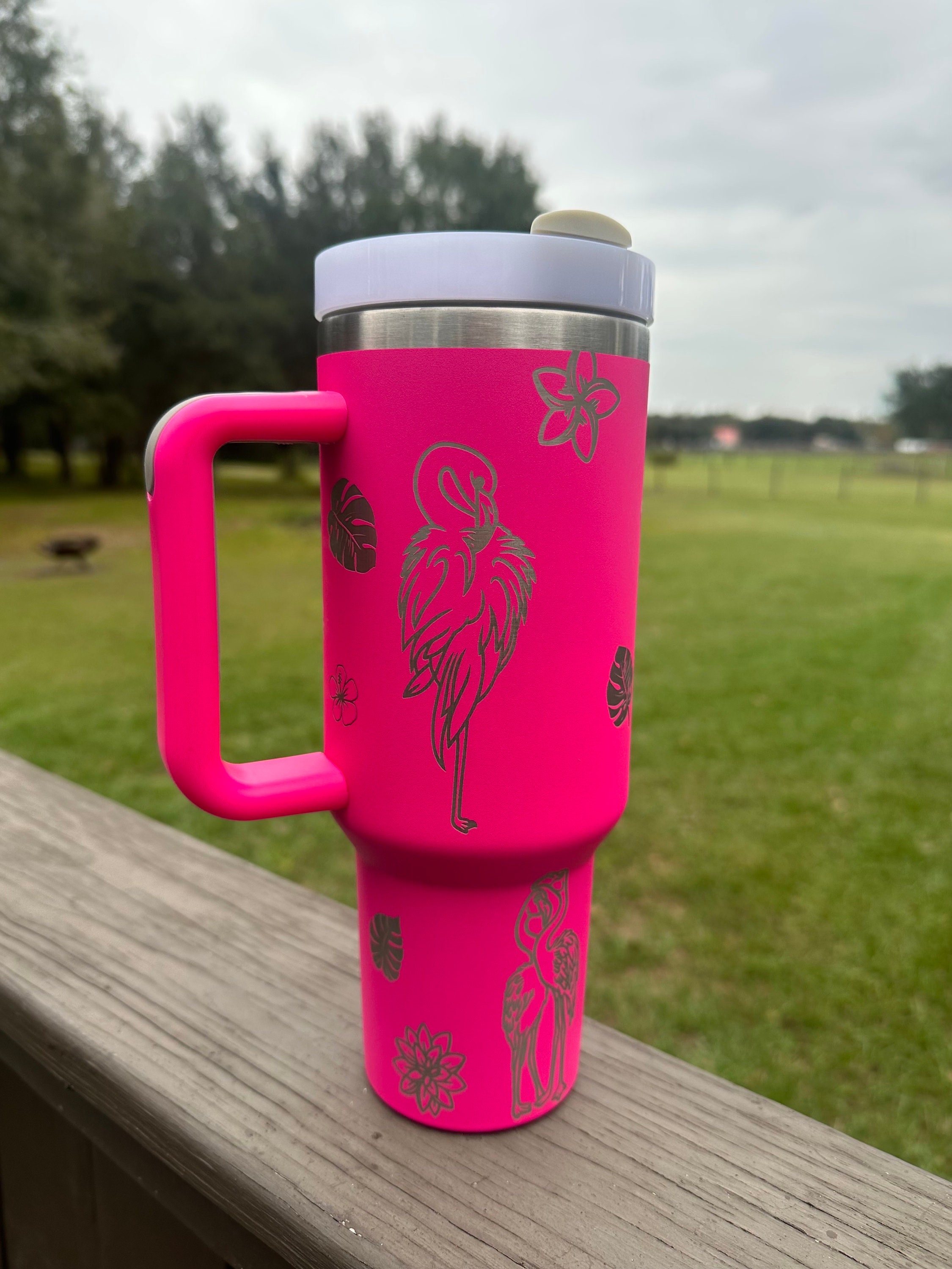 Funny Pink Flamingo Engraved 40oz Tumbler With Straw, Single Friend Gift,  Single and Ready to Flamingle Mug, Summer Water Bottle, Engraved 