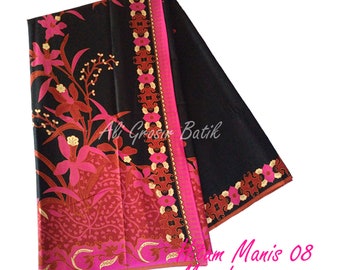 Traditional Indonesian Batik Fabric Primisima Hitam Manis 08