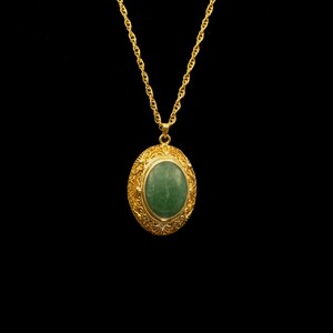 Colgante de medallón de aventurina vermeil de oro vintage: Cannetille de filigrana de mano