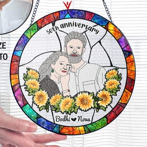 Custom Wedding Anniversary Glass Suncatcher, Couple Portrait Suncatcher, Gift For Parents, Anniversary Gift, Gift For Dad, Husband Wife Gift