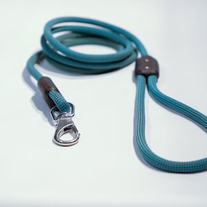 6 ft Climbing Rope Dog Leash with Marine Grade Swivel Hook | Durable High Tech Dog Leash| Active Dogs| Great for beach/park| Handmade in USA