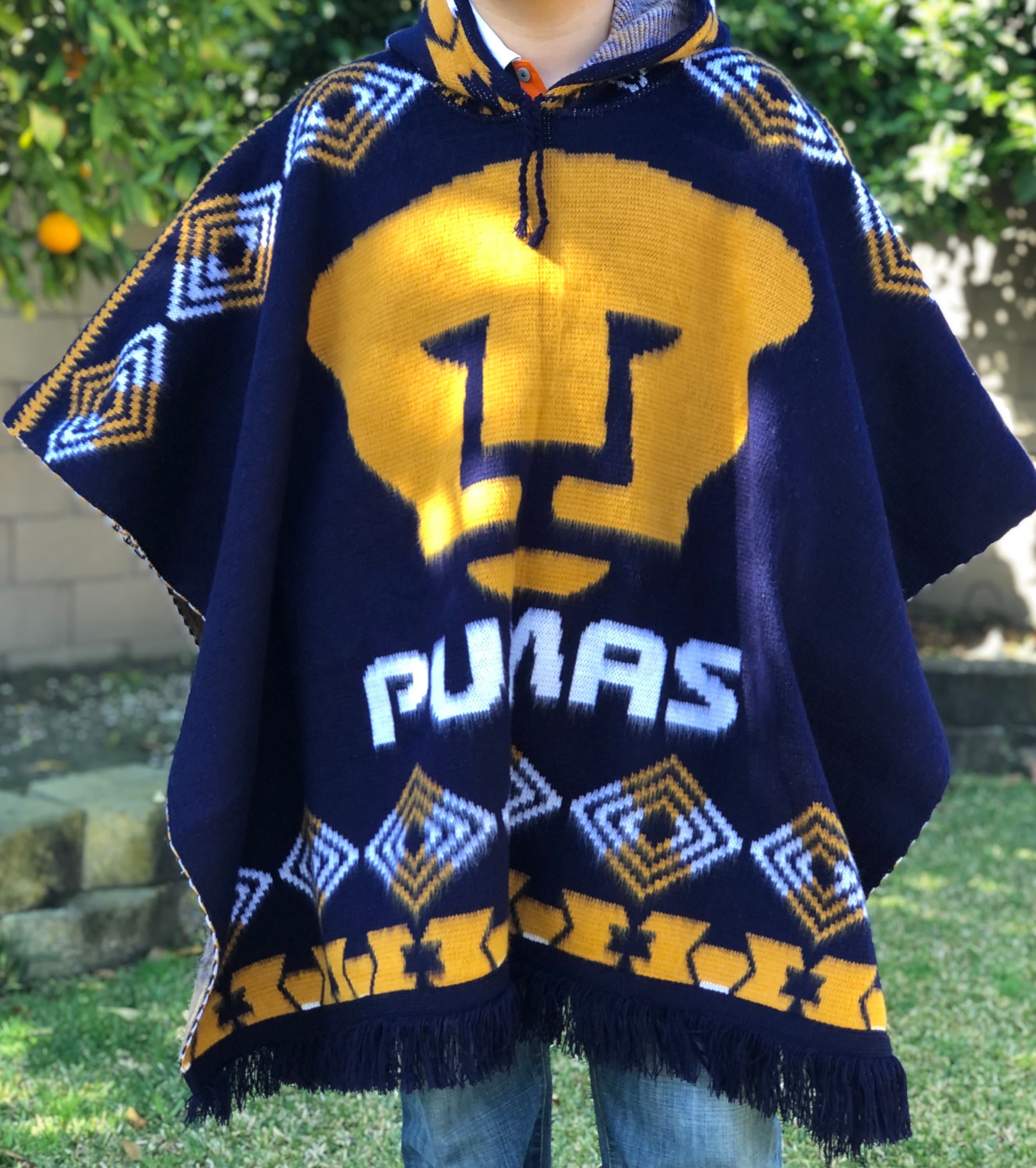 Pumas 2024 unam sweater