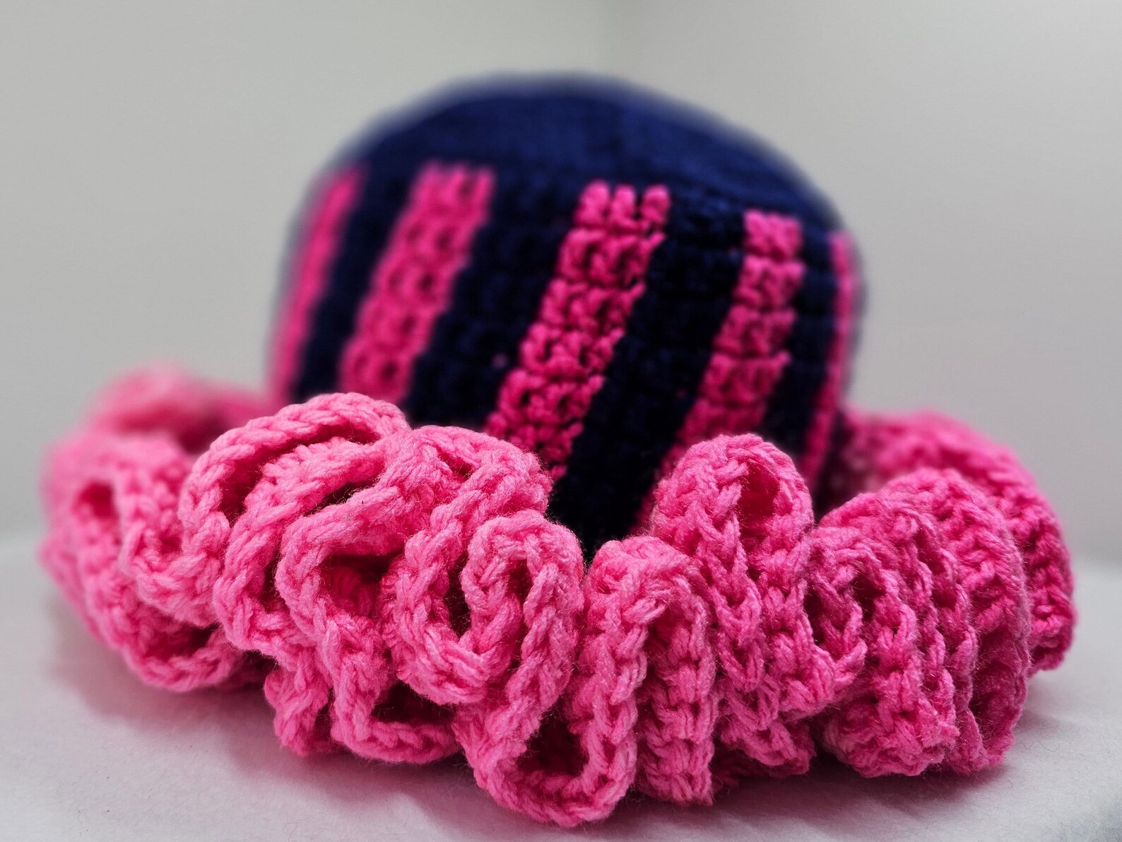 Star Busrt - Crochet Ruffle Hat, Crochet Beanie, Fall Fashion, Ruffle ...