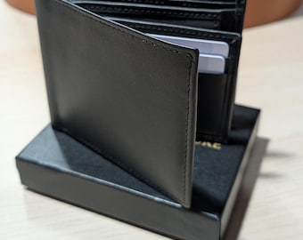 Leather wallet with coin pocket