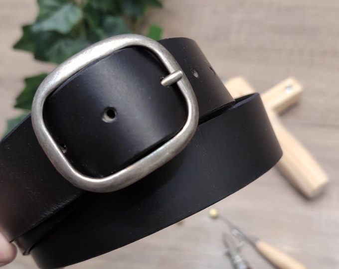 Featured listing image: Women's Black Leather Belt, Veg Tan Leather Belt, Handmade belt, Made in Canada, Waist belt, Gift for her,