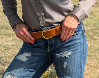 Handmade light Brown Leather Belt, Brass Buckle, Veg Tan, Made in Canada