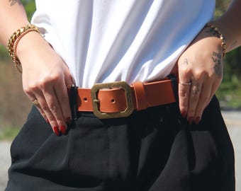 Full Grain Leather Belt Made in Canada - Black Buckle for a Statement Look