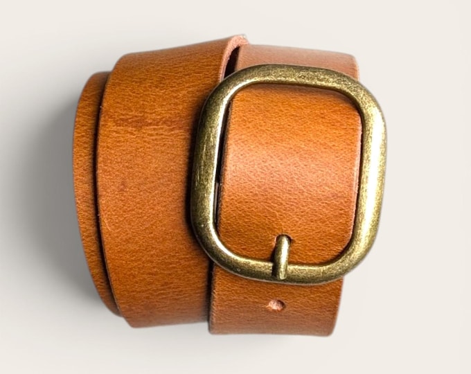 Women's Veg Tan Leather Belt, Brass Buckle, gift for her, made in Canada, full-grain leather, Tan, Dark brown, Black leather