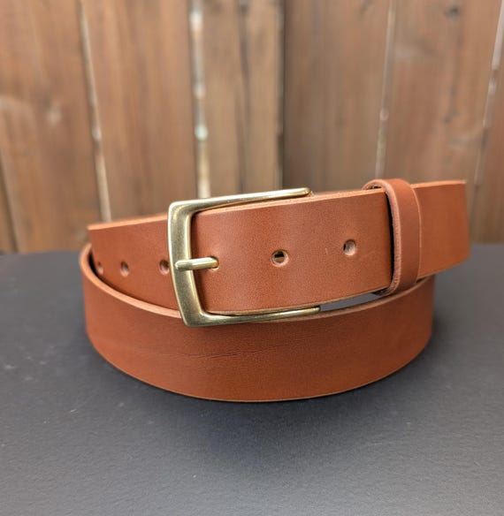 Personalized man leather belt with brass buckle, full-grain leather belt for men, Tan leather with Brass Buckle belt, handmade in Canada