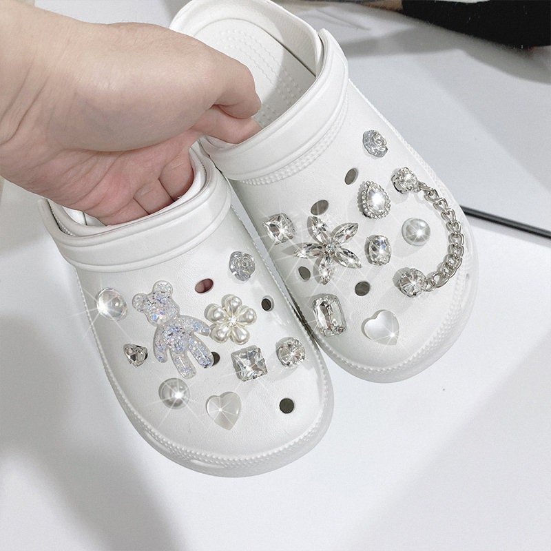 Designer Bejeweled Luxury Elegant Shoe Decorations Shiny Rhinestone Pearl  Croc Charms DIY Bling Gemstone Vintage Clogs Buckle