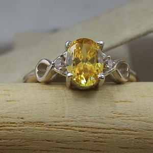 Yellow Sapphire Ring, Engagement Ring, 925 Sterling Silver Stackable Ring, Yellow Sapphire Ring, Wedding Birthstone Ring, Gift for Women.