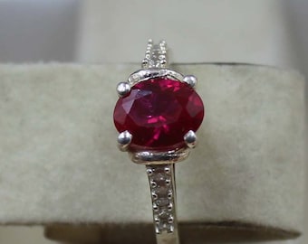 Rubinring, sterlingsilver, löftesring med födelsesten i juli