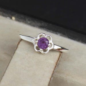 Genuine ring Amethyst Ring Silver Gemstone Ring February Birthstone Ring Amethyst Ring Gift for Women Birthday Gift Sterling Silver Ring her