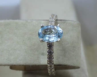 Oval Aquamarine Ring, 925 Sterling Silver March Birthstone Ring