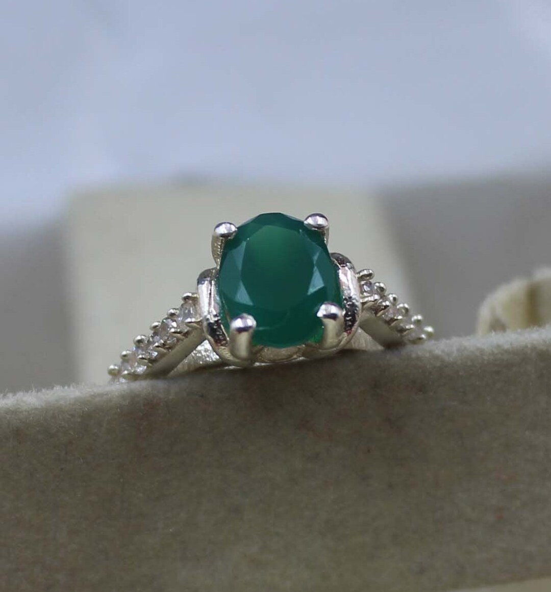 Bague Argent Sterling Avec Pierre Verte Ovale - Occasion - Usure Du Temps