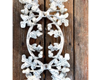 Vintage White Metal Oak Leaf  Rustic Acorn Wall Decor 17x8 inches