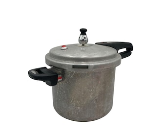 Vintage Aluminum Mirro Pressure Cooker Lid & Safety Valve 4 Qt Capacity
