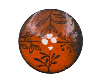 Handgemaakte vintage koperen emaille bloemen broche speld oranje en zwart ontwerp 1,75"