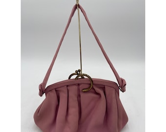 Vintage Pink Pleated Handbag 1950's Gold Kiss Lock Closure & Satin Lining 8"x8"